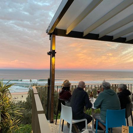 Dolphins Backpackers Vandrarhem Sunshine Beach Exteriör bild